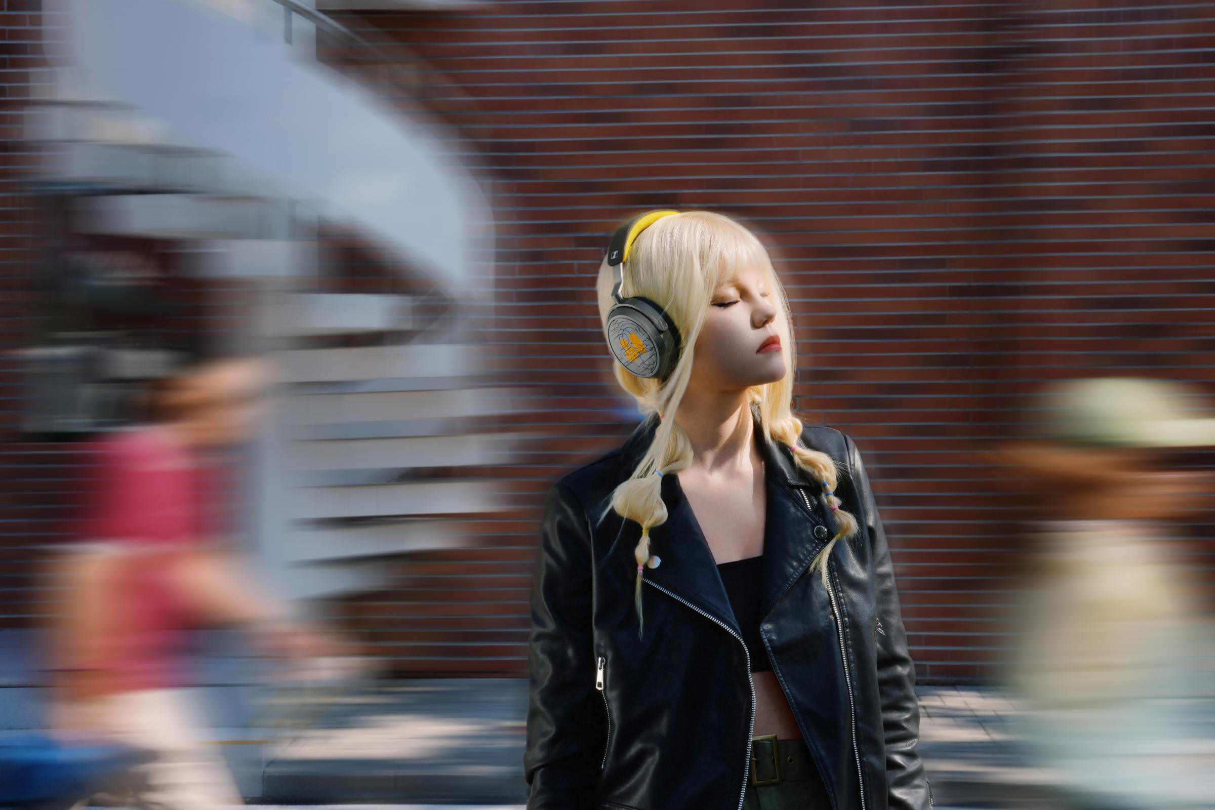 Headphones